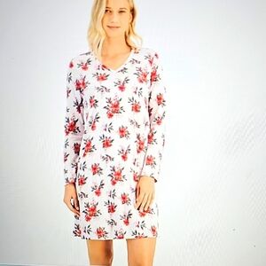 NWT Charter Club long sleeved V Neck Sleepshirt XLARGE Pink/Floral